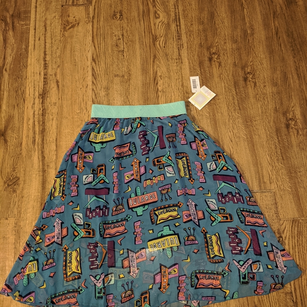 Lularoe Small Road Sign Lola Skirt - Picture 6 of 6